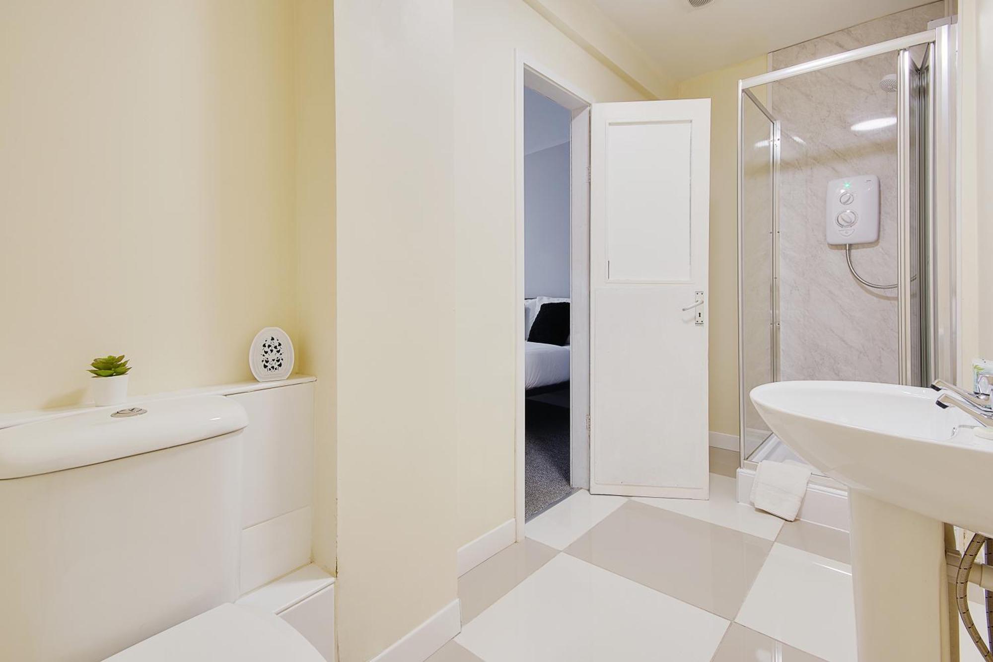 Hotel Azure Beach Bournemouth Dış mekan fotoğraf