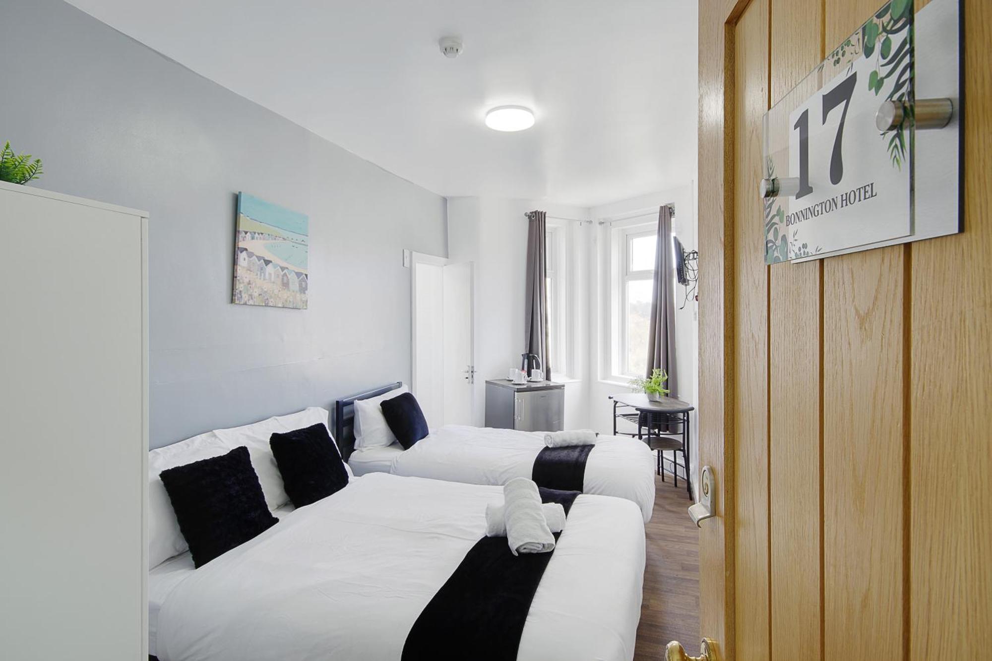Hotel Azure Beach Bournemouth Dış mekan fotoğraf