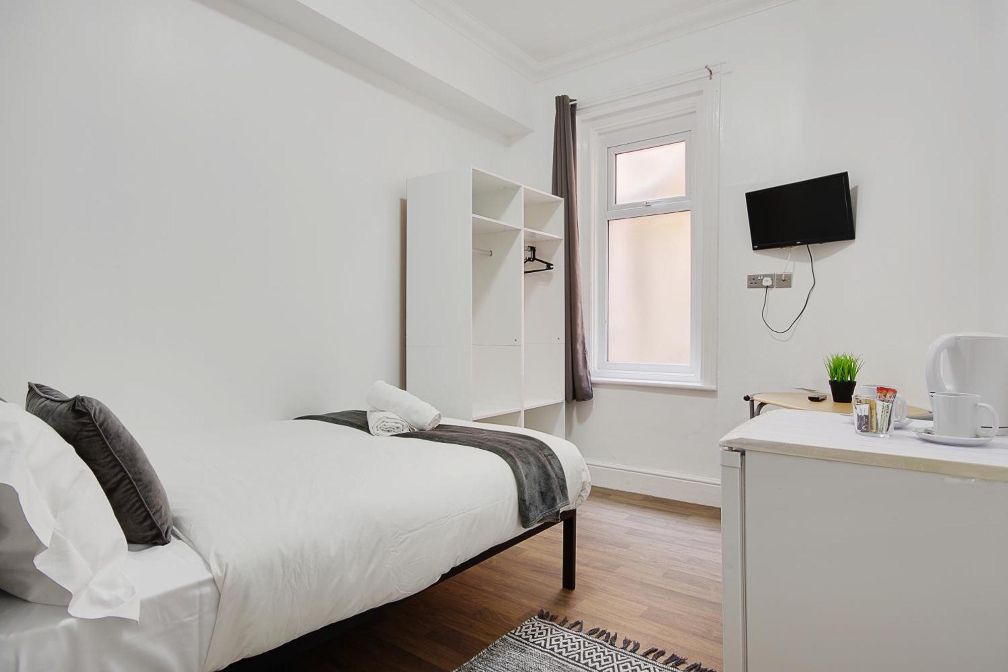 Hotel Azure Beach Bournemouth Dış mekan fotoğraf